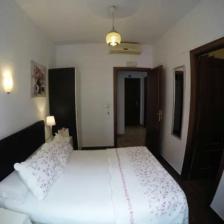 Noches De Triana 2* Seville